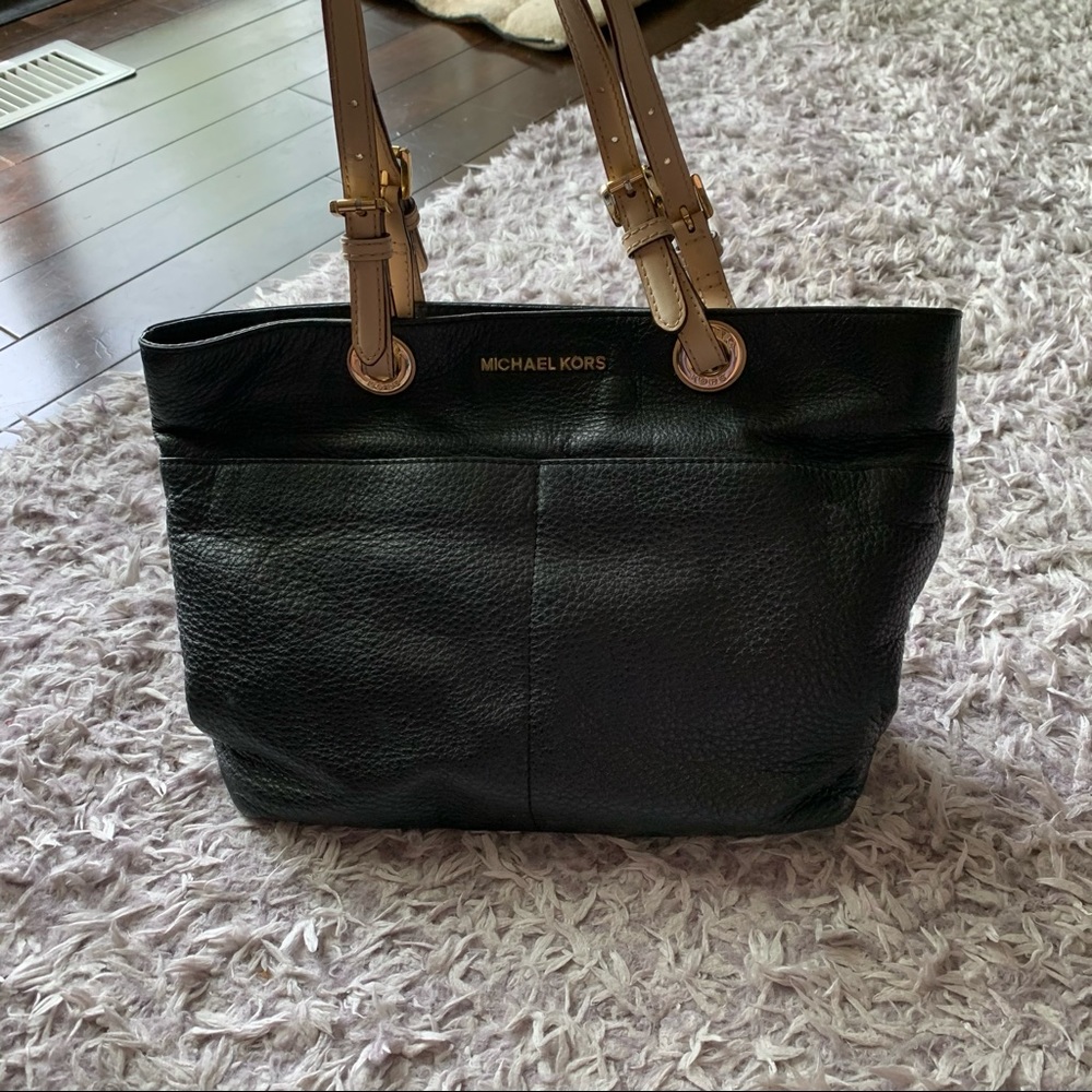 Michael Kors Purse ✨
